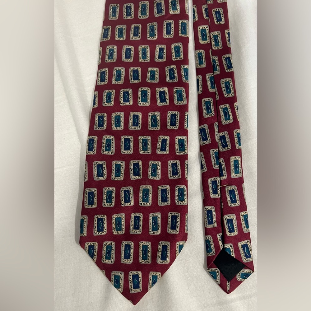 Vintage Ferrell Reed  silk tie  
Handmade in USA
